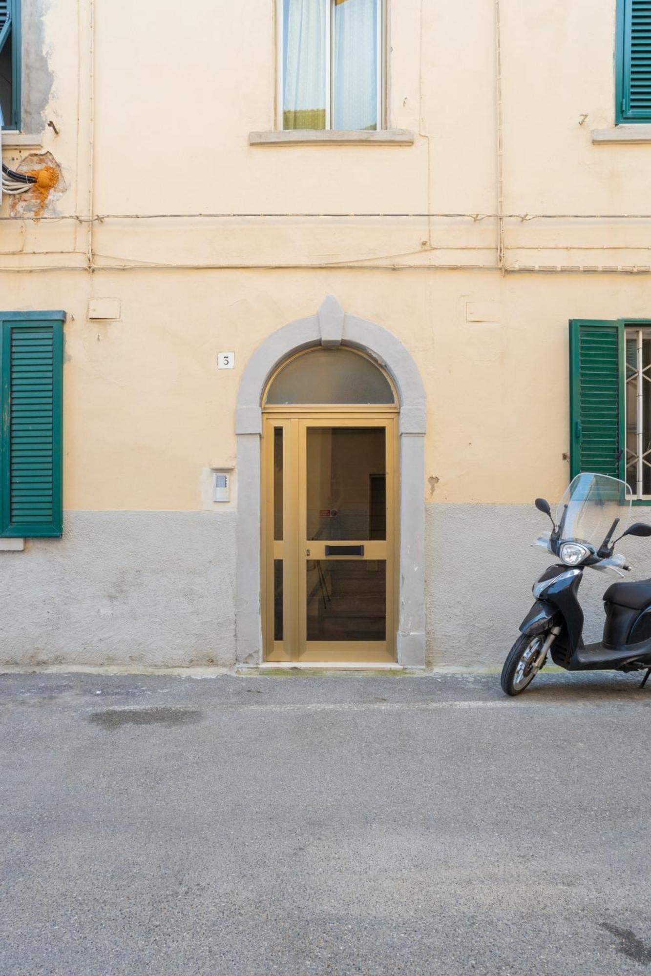 L'Originario Salviano Family Apartment Λιβόρνο Εξωτερικό φωτογραφία