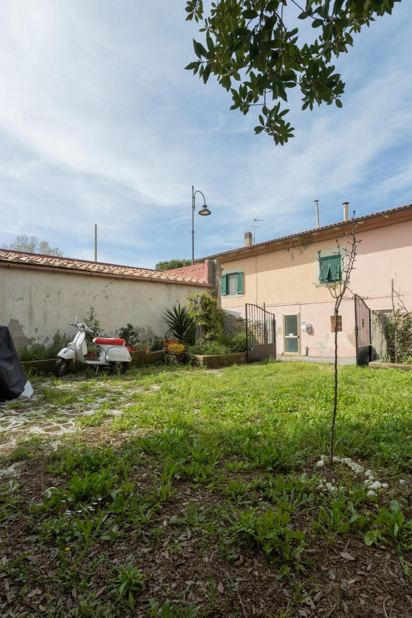 L'Originario Salviano Family Apartment Λιβόρνο Εξωτερικό φωτογραφία